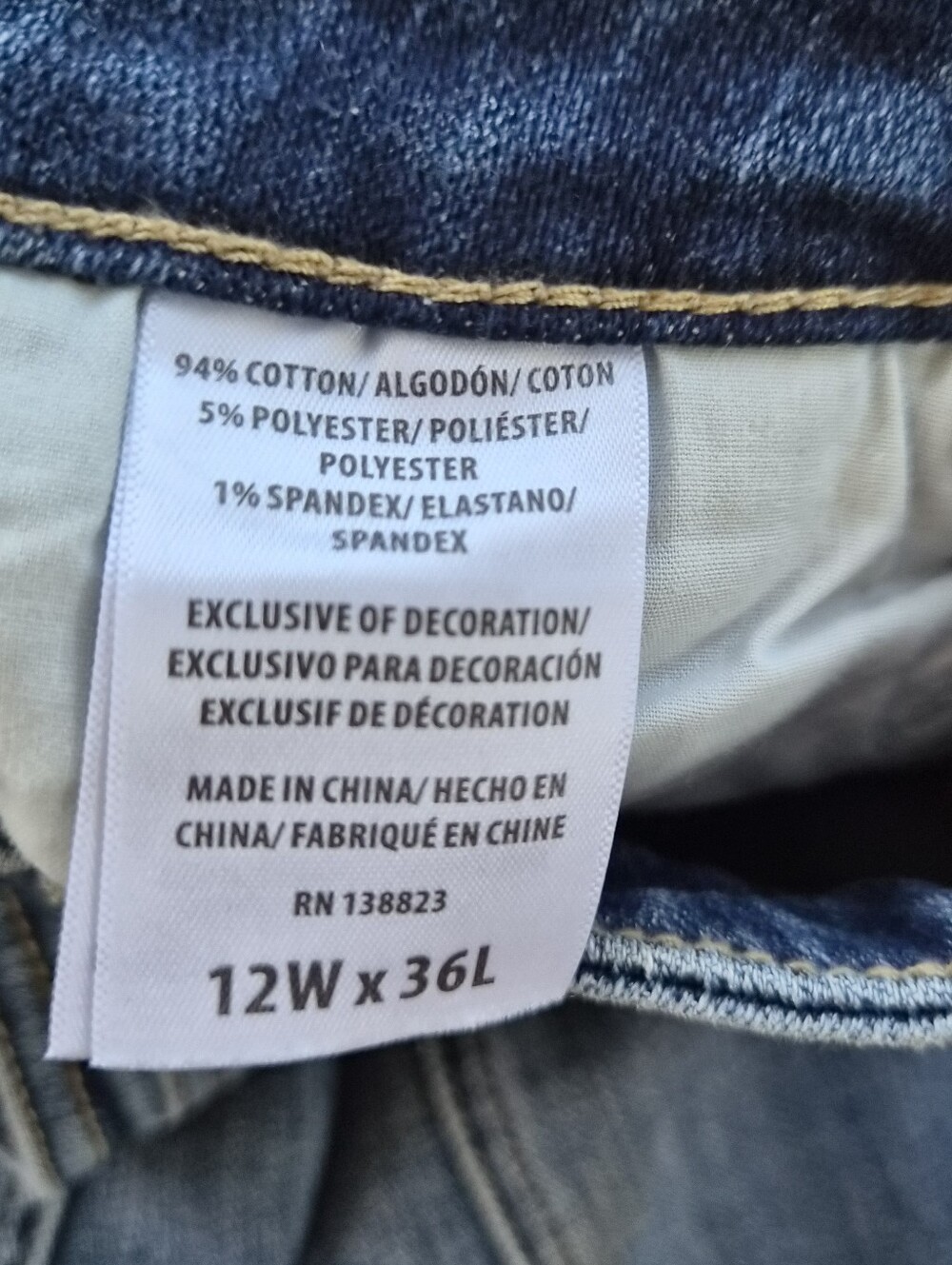NWOT Idyllwind - Flare Leg Jean, Women's Size 12" X 36" - Picture 6 of 6